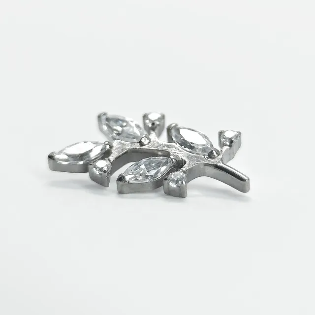 Piercing Labret Ramo com Folhas e Flores em Titânio Grau Implante - Vista 2