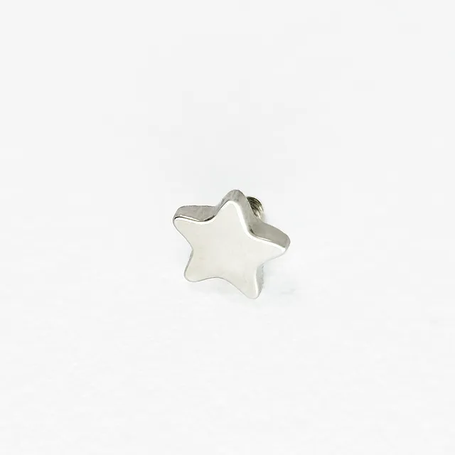 Piercing Labret Estrela em Titânio Grau Implante - Vista 2