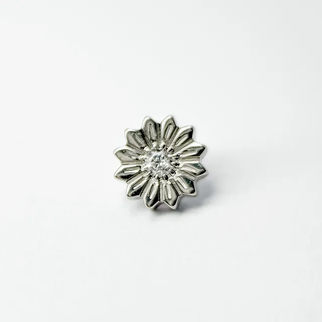 Piercing Labret Girassol em Titânio Grau Implante - Vista 1