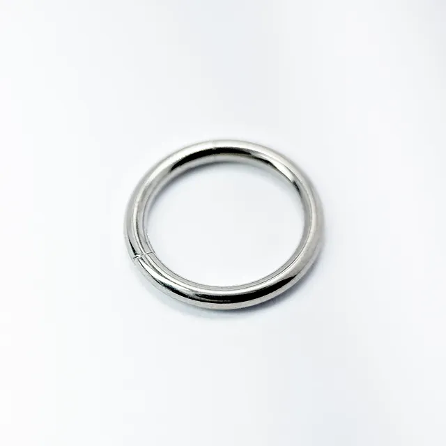 Piercing Argola Clicker Lisa em Titânio Grau Implante - Vista 1