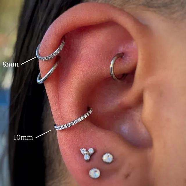 Piercing Argola Clicker Cravejada Lateral em Titânio Grau Implante - Vista 7