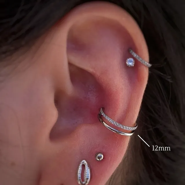 Piercing Argola Clicker Cravejada e Lisa Paralela em Titânio Grau Implante - Vista 4