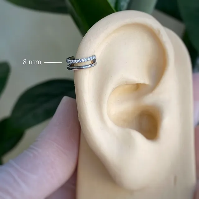 Piercing Argola Clicker Cravejada e Lisa Paralela em Titânio Grau Implante - Vista 2