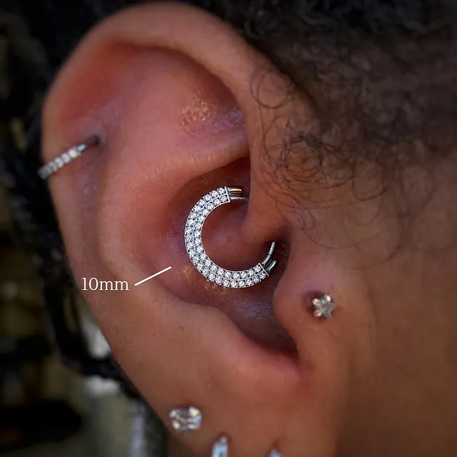 Piercing Argola Clicker Dupla Cravejada em Titânio Grau Implante - Vista 2