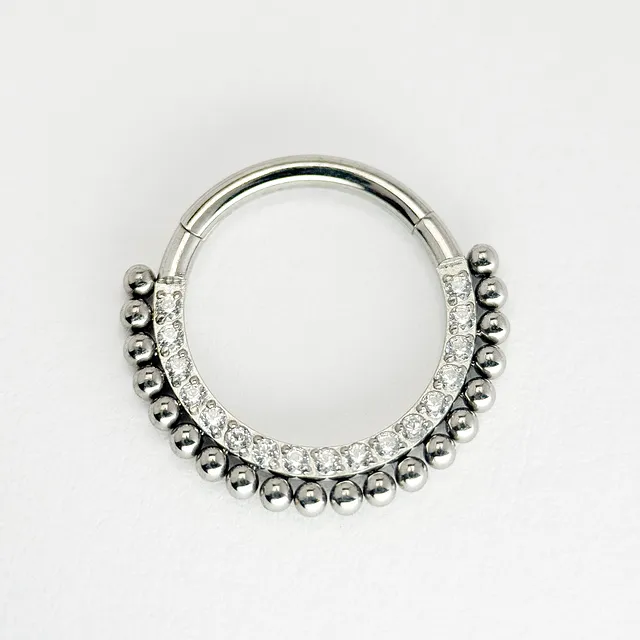 Piercing Argola Clicker Cravejada com Esferas Frontal em Titânio Grau Implante - Vista 1